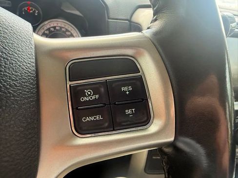 Used 2017 RAM 2500 Laramie w/ Convenience Group AWD/4WD image 19