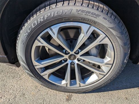 New 2026 Audi Q7 2.0T Premium image 9