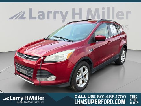Used 2015 Ford Escape SE w/ Equipment Group 201A AWD/4WD image 1