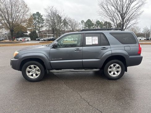 Used 2006 Toyota 4Runner Sport image 2