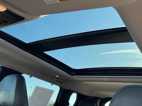 Used 2024 Mitsubishi Outlander SEL image 31