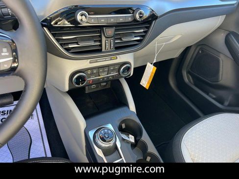 New 2025 Ford Escape Active w/ Cold Weather Package FWD image 21