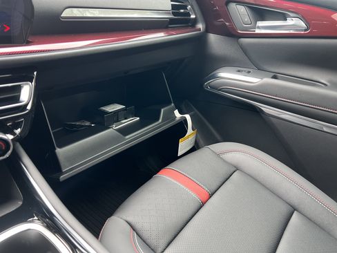 New 2026 Chevrolet Traverse RS image 30