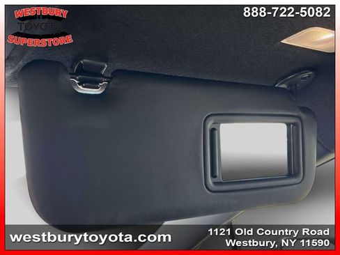 Used 2025 Toyota Corolla SE w/ Convenience Package FWD image 33