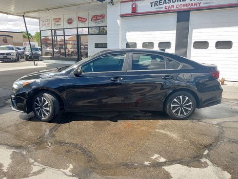 Used 2019 Kia Forte Sedan FWD image 3