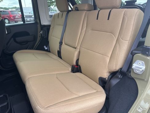 New 2025 Jeep Wrangler Willys 4xe image 40