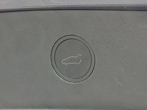 Used 2023 Tesla Model 3 Standard Range RWD image 33