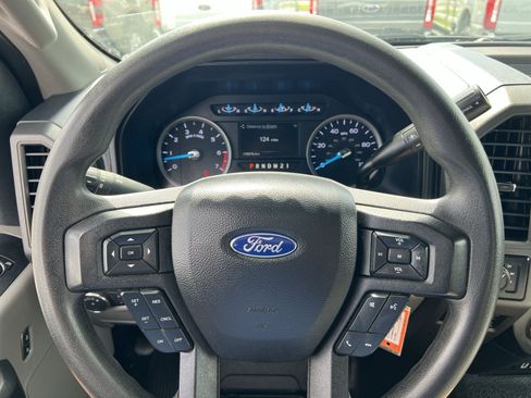 Used 2019 Ford F250 XL w/ STX Appearance Package AWD/4WD image 16