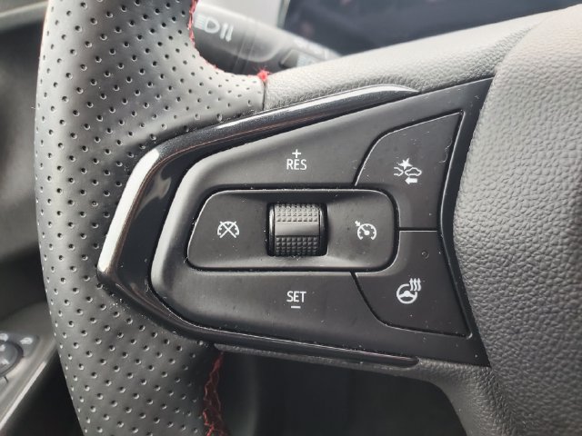 Certified 2024 Chevrolet Trax RS w/ Driver Confidence Package FWD image 22
