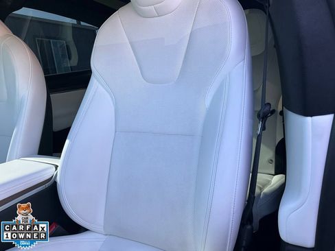 Used 2022 Tesla Model X AWD/4WD image 17