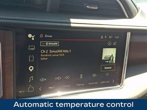Used 2024 GMC Yukon XL Denali Ultimate AWD/4WD image 11