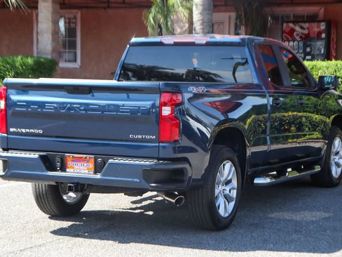 Used 2021 Chevrolet Silverado 1500 Custom AWD/4WD image 9