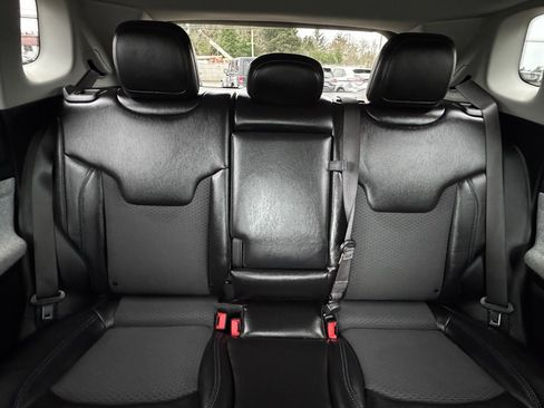 Used 2022 Jeep Compass Latitude w/ Convenience Group image 14