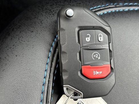 Used 2024 Jeep Wrangler Unlimited Rubicon 4xe AWD/4WD image 48