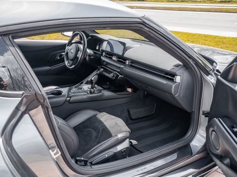 Used 2021 Toyota Supra image 32