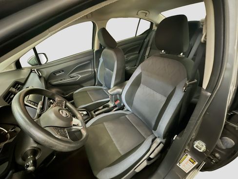 Used 2025 Nissan Versa SV FWD image 13