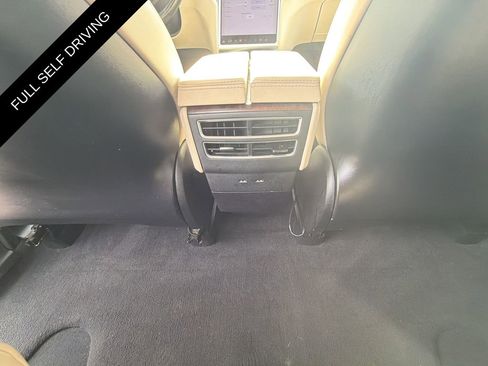 Used 2018 Tesla Model X P100D image 28