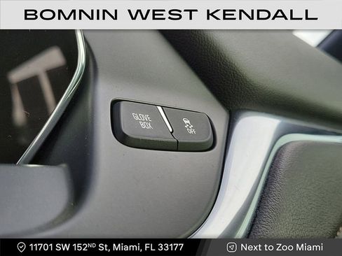 Used 2022 Chevrolet Blazer Premier image 18