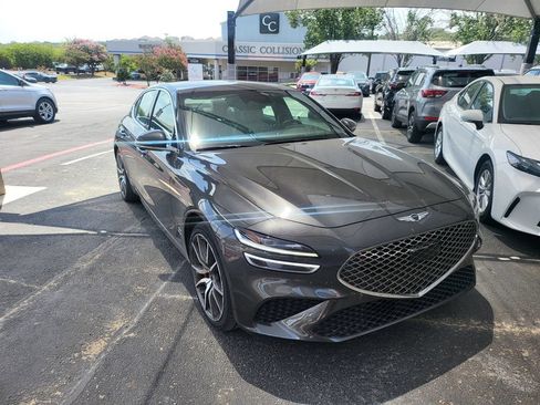 Used 2025 Genesis G70 2.5T RWD image 2