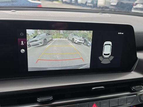 Certified 2025 Kia Telluride S FWD image 27