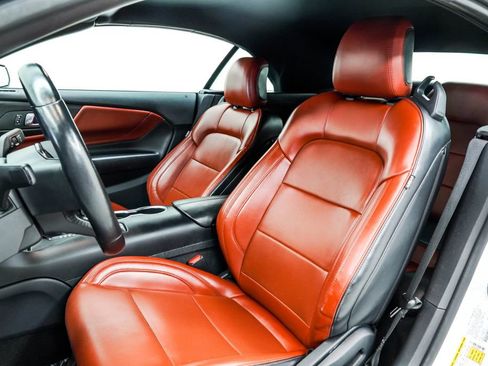 Used 2024 Ford Mustang Premium RWD image 15