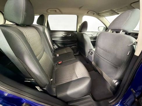 Used 2020 Nissan Rogue SV AWD/4WD image 26