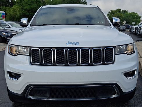 Used 2017 Jeep Grand Cherokee Limited AWD/4WD image 2