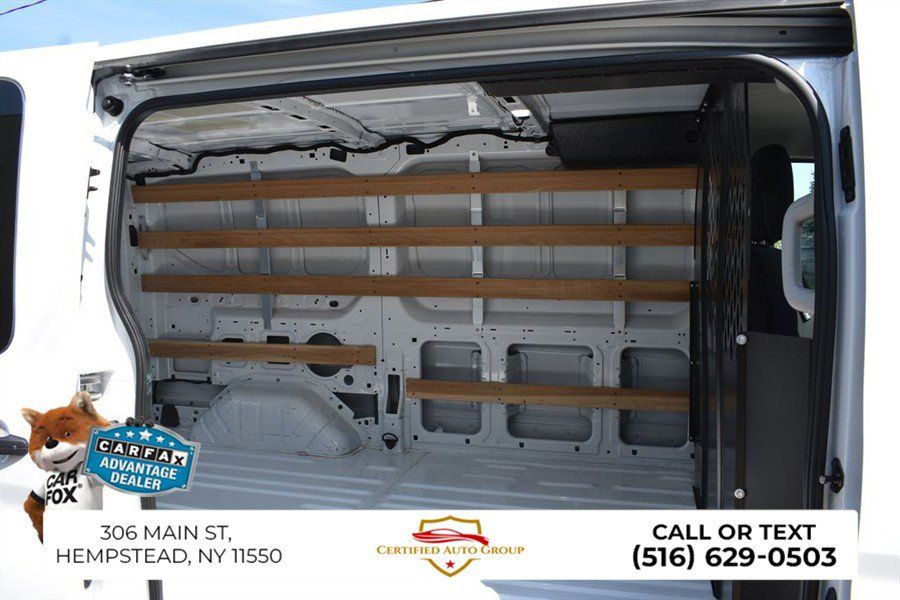 Used 2025 Ford Transit 250 Low Roof RWD image 24