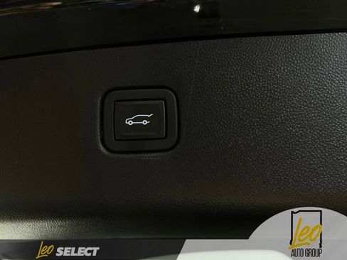 Used 2023 Chevrolet Blazer LT w/ Convenience Package FWD image 22
