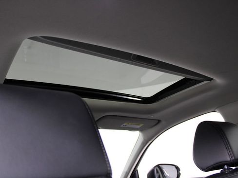 Used 2024 Honda HR-V EX-L image 22