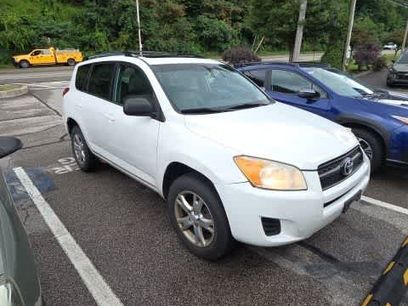 Used 2011 Toyota RAV4 4WD w/ Upgrade Value Pkg