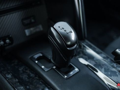 Used 2014 Nissan GT-R Premium image 12