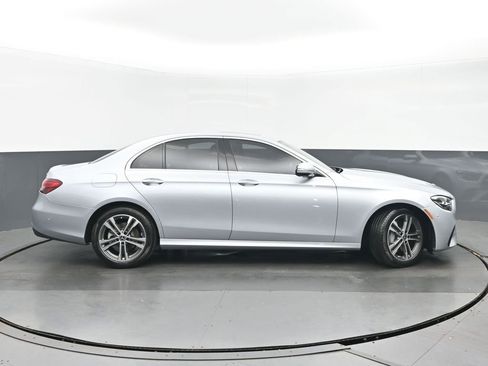 Used 2021 Mercedes-Benz E 350 4MATIC Sedan w/ Premium Package image 2