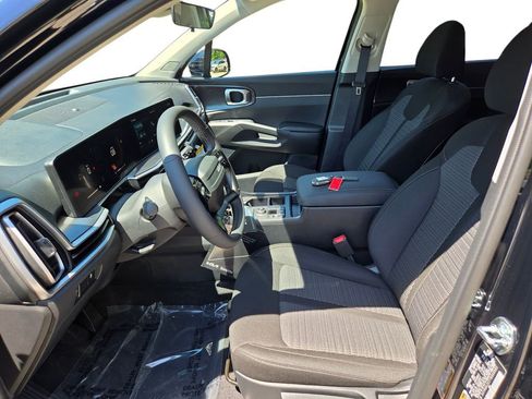 New 2026 Kia Sorento LX FWD image 18