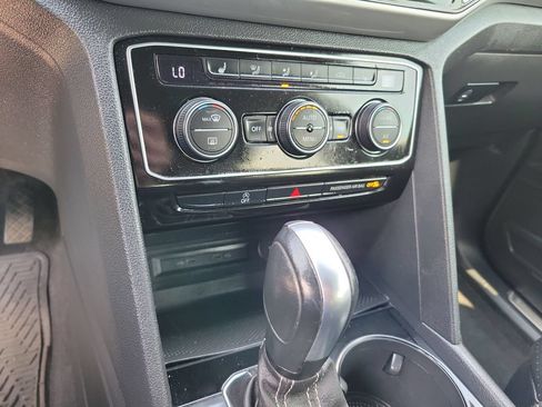 Used 2023 Volkswagen Atlas Cross Sport SE FWD image 24
