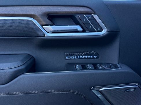 New 2026 Chevrolet Silverado 1500 High Country w/ Midnight Edition AWD/4WD image 11
