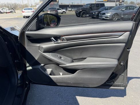 Used 2019 Honda Accord Sport image 22
