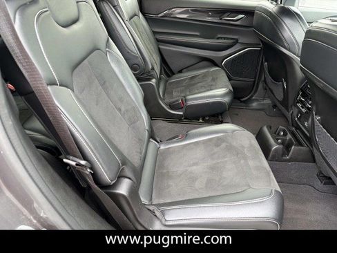 Used 2021 Jeep Grand Cherokee L Laredo AWD/4WD image 15