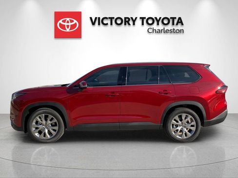 New 2026 Toyota Grand Highlander AWD Hybrid image 2