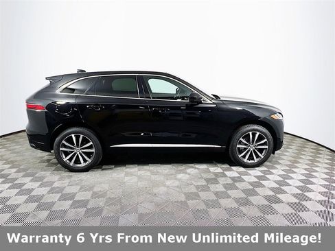 Used 2025 Jaguar F-PACE R-Dynamic S image 4