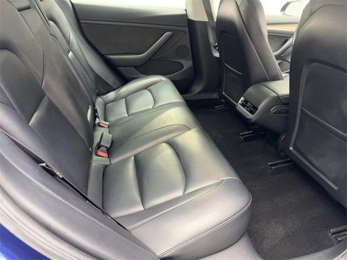 Used 2023 Tesla Model 3 Performance image 39