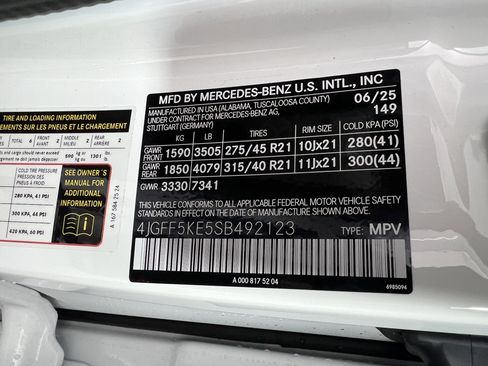 New 2025 Mercedes-Benz GLS 450 4MATIC image 35