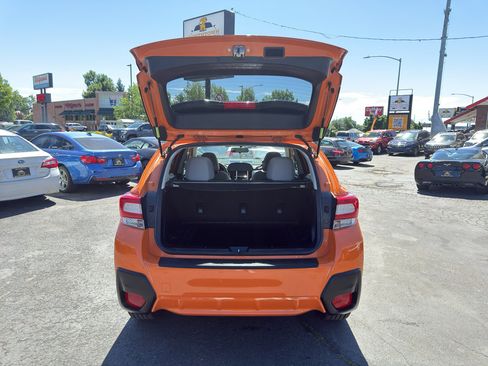 Used 2018 Subaru Crosstrek 2.0i Premium w/ Eyesight System AWD/4WD image 17