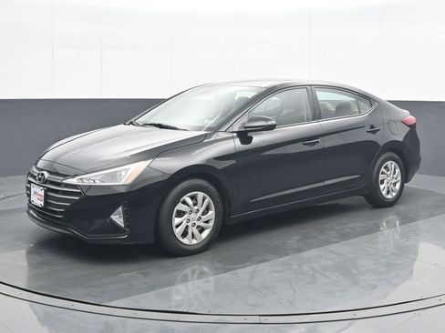 Used 2020 Hyundai Elantra SE w/ Cargo Package (C1) image 2