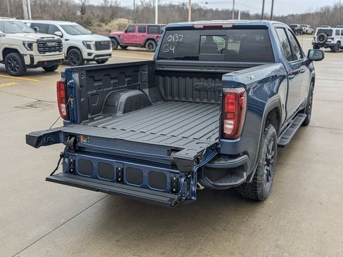 New 2026 GMC Sierra 1500 Elevation w/ Elevation Premium Package image 13