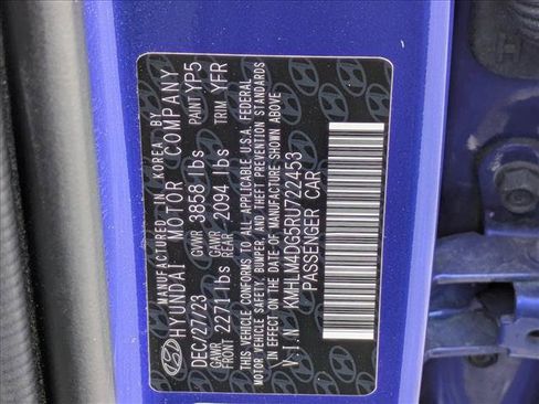 Used 2024 Hyundai Elantra SEL FWD image 15