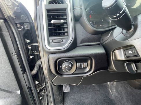 Used 2024 RAM 2500 Laramie w/ Safety Group AWD/4WD image 13