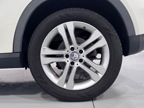 Used 2015 Mercedes-Benz GLA 250 4MATIC image 31