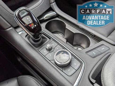 Used 2022 Cadillac XT6 Luxury w/ LPO, Floor Liner Package FWD image 10