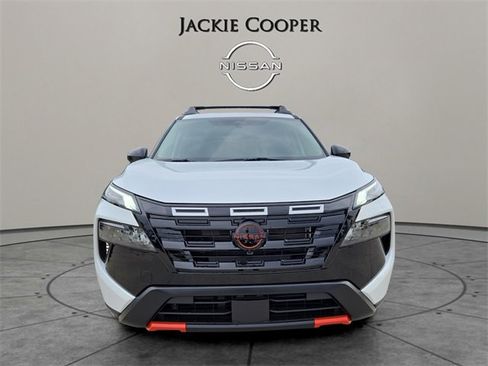 New 2026 Nissan Rogue SV image 8